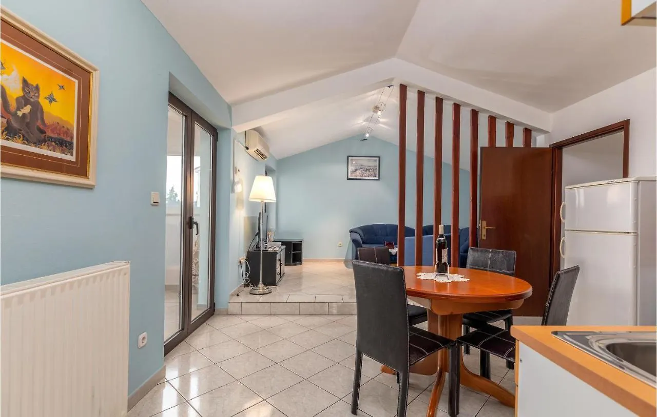 Amazing Home In Premantura With Wifi